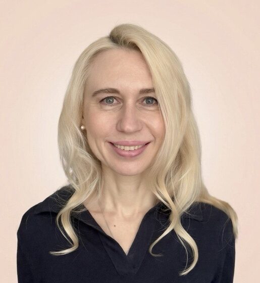 Полина